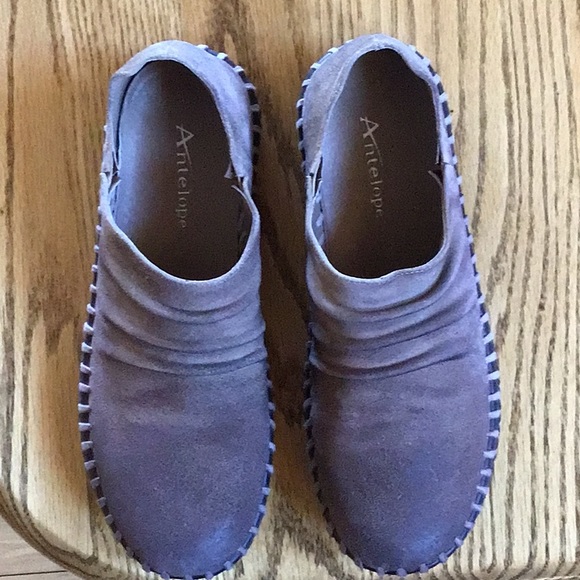 Hearthlight Antelope Shoes. Size 9 or 39. Blush color. Worn only once. Sundance - Picture 2 of 3